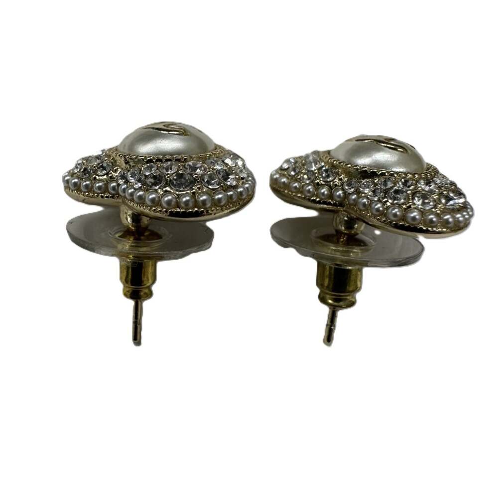 Chanel Cc Logo Heart Earrings Metal #256808C10B - Picture 6 of 9